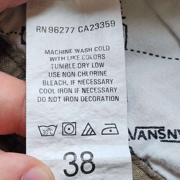 Vans Plaid Shorts Mens 38 Green Slash Pocket Skater Casual Outdoors - Picture 10 of 11